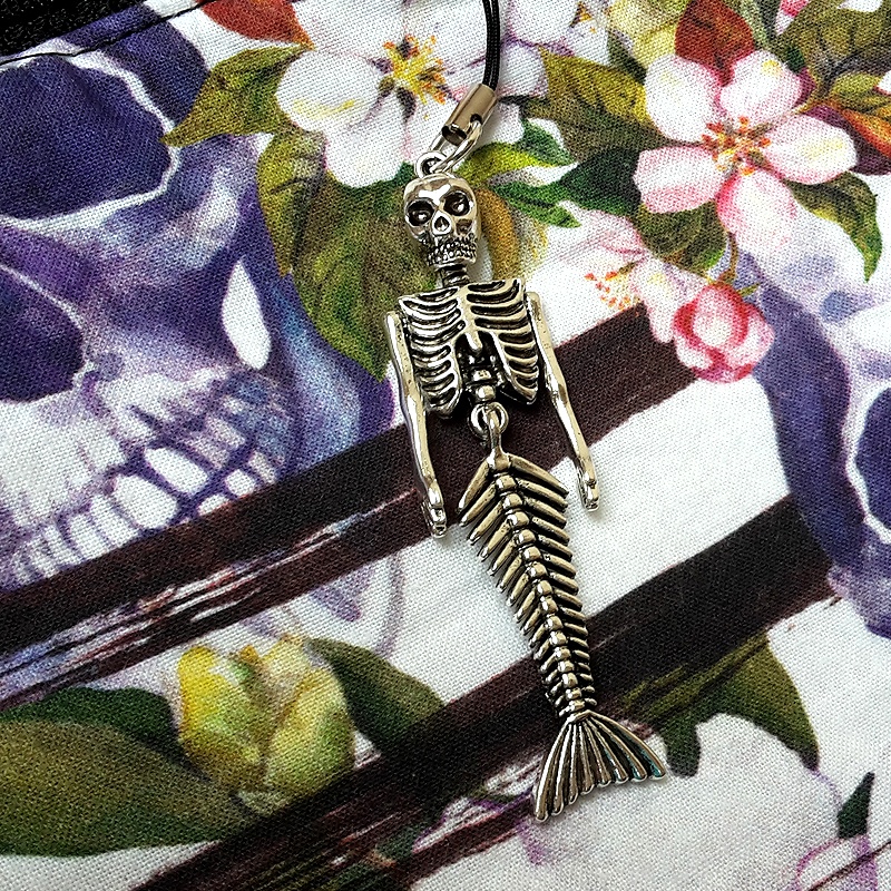 Tasche THE DEAD VIRGIN 6