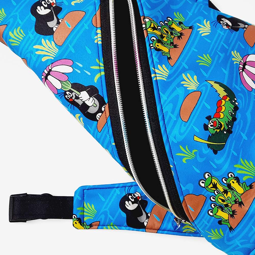 Crossbag Rucksack für Kinder Softshell Der kleine Maulwurf Regentag blau 3