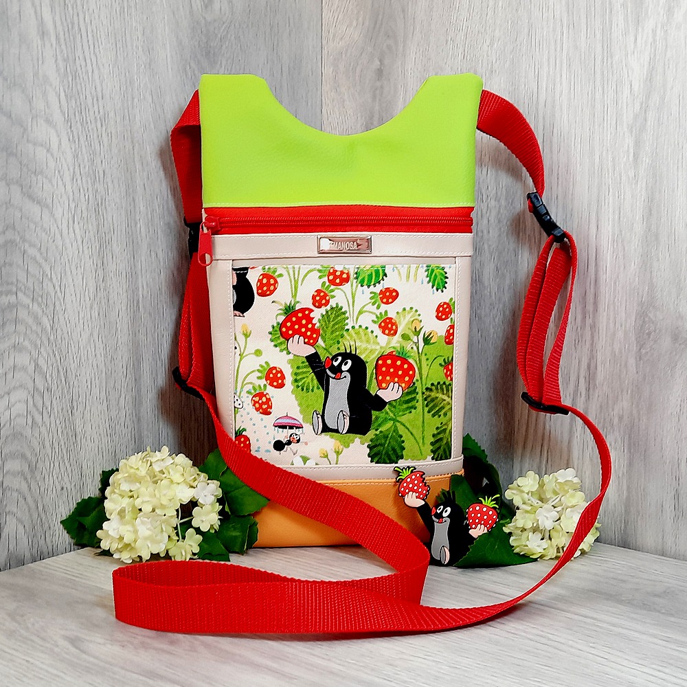 Gürteltasche Handytasche Bauchtasche Der kleine Maulwurf Erdbeeren 4